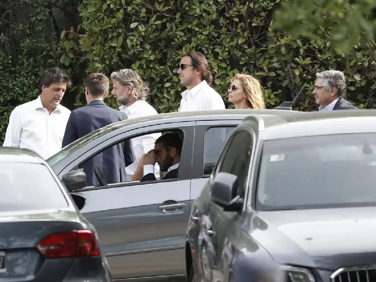 El presidente despidió a su padre en una ceremonia íntima en Pilar