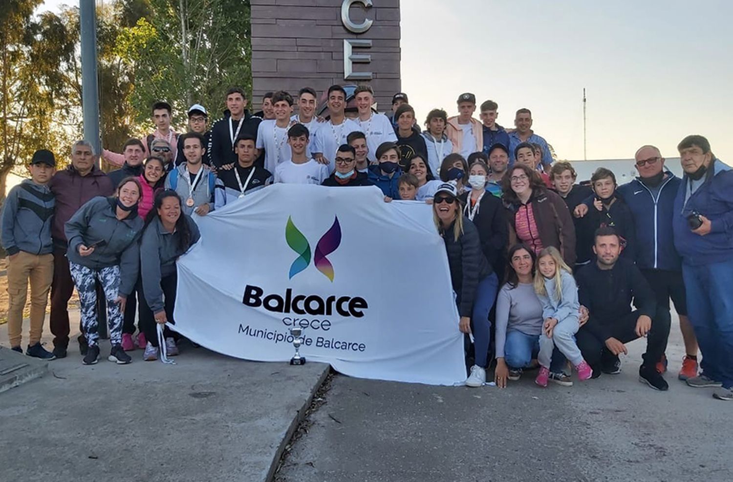 Bonaerenses: inscriben en Balcarce a jóvenes y adultos