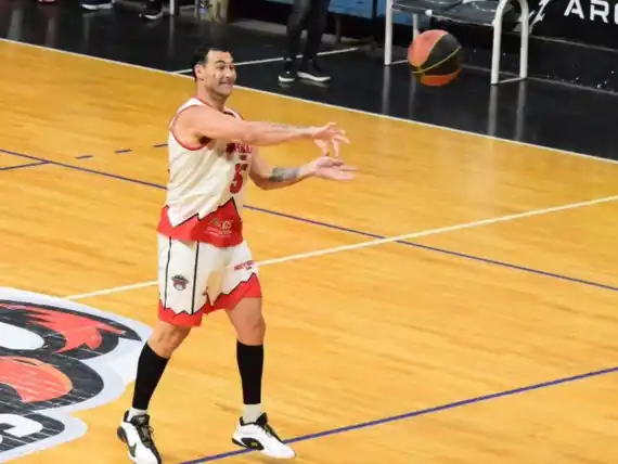 Independiente cayó en su visita a Alumni de Orense