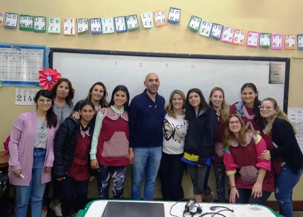 AGMER Gualeguay realizo una charla en Escuela Normal