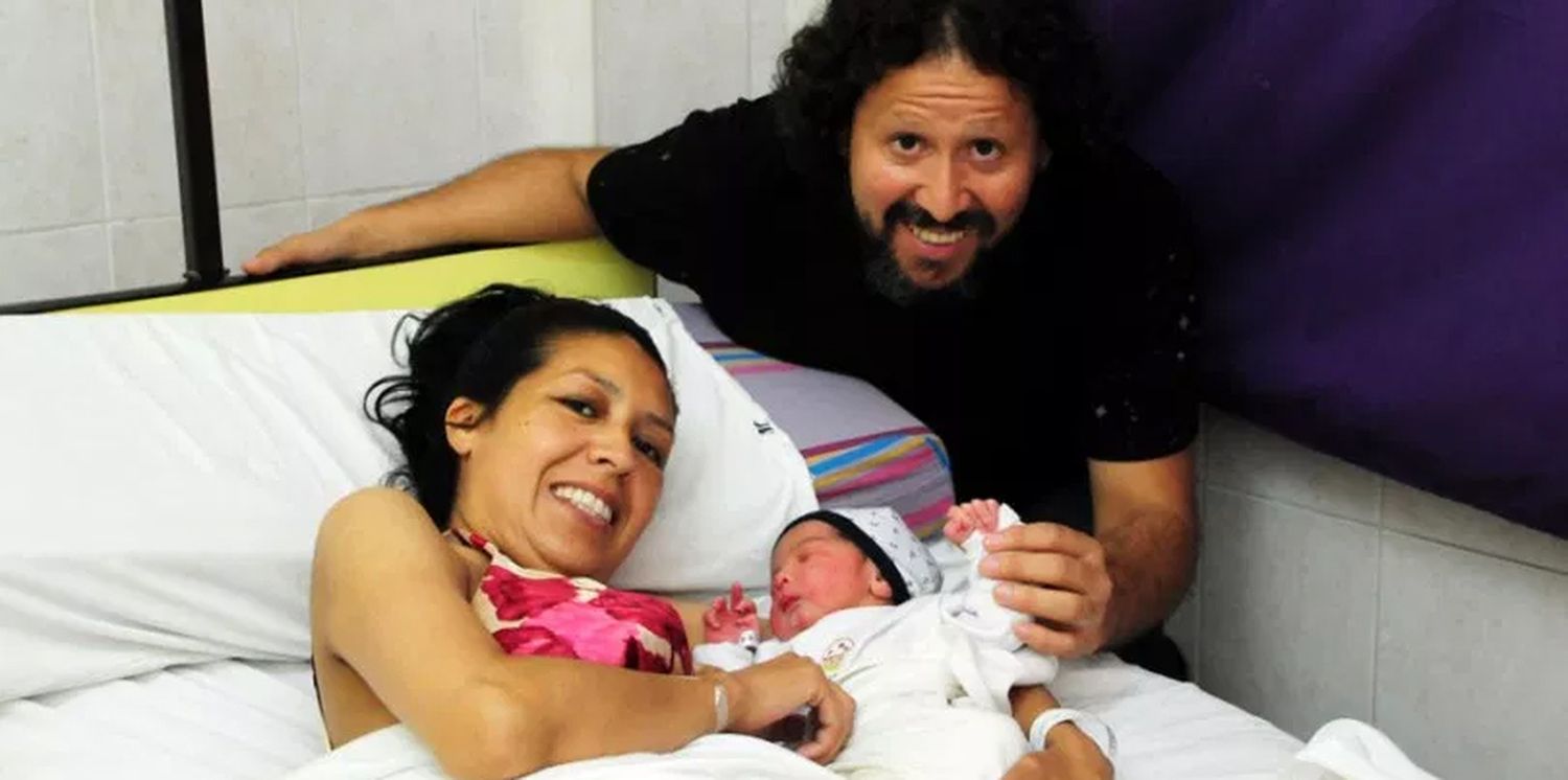 El primer bebé tandilense del año nació en el Hospital Ramón Santamarina y se llama León