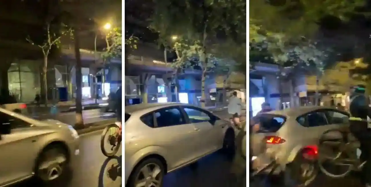 La secuencia fue filmada por uno de los participantes de la marcha.