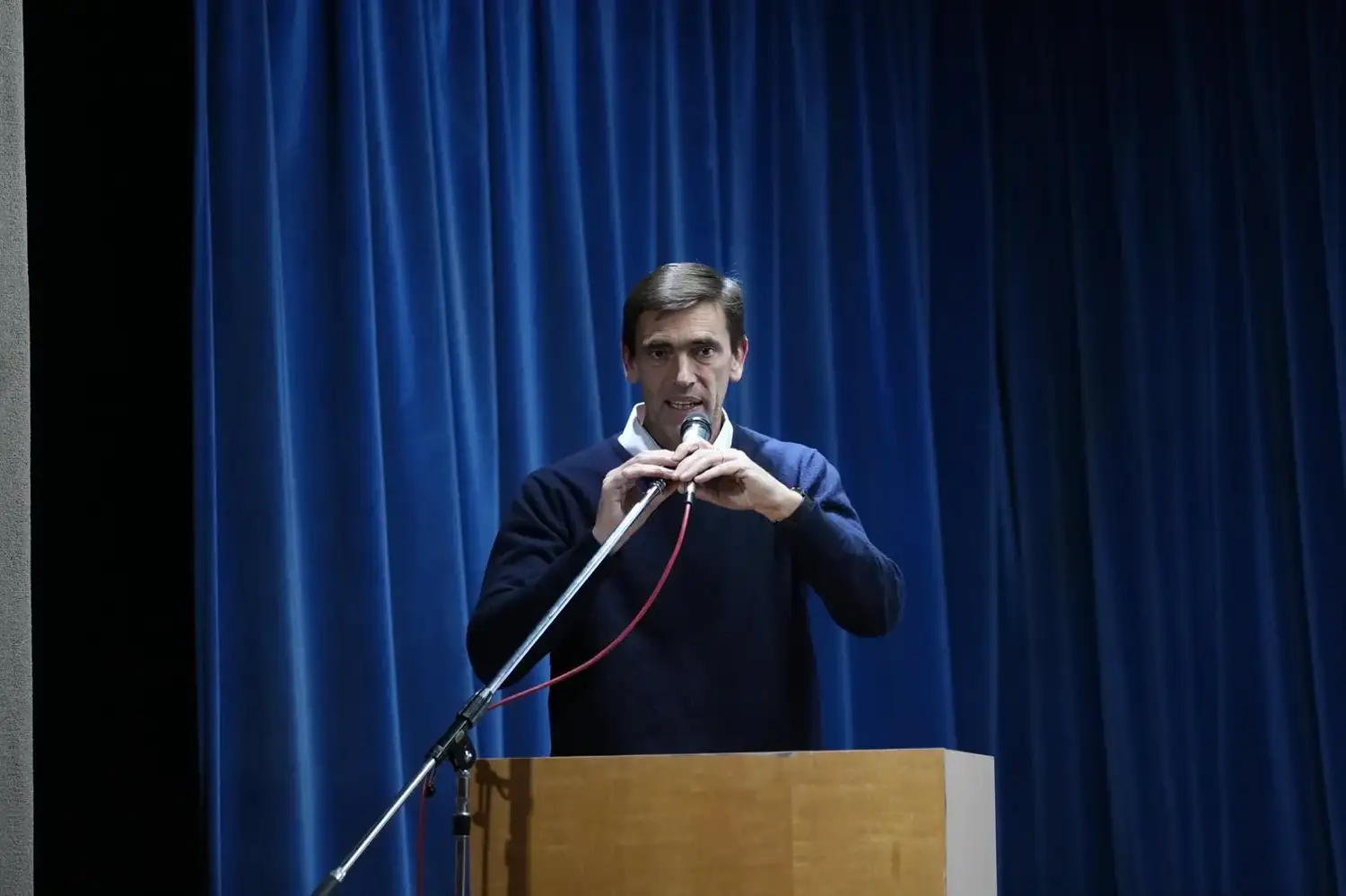 "Nosotros lo que necesitamos es asegurar votos en el Senado", planteó Iparraguirre por Zona Fría.