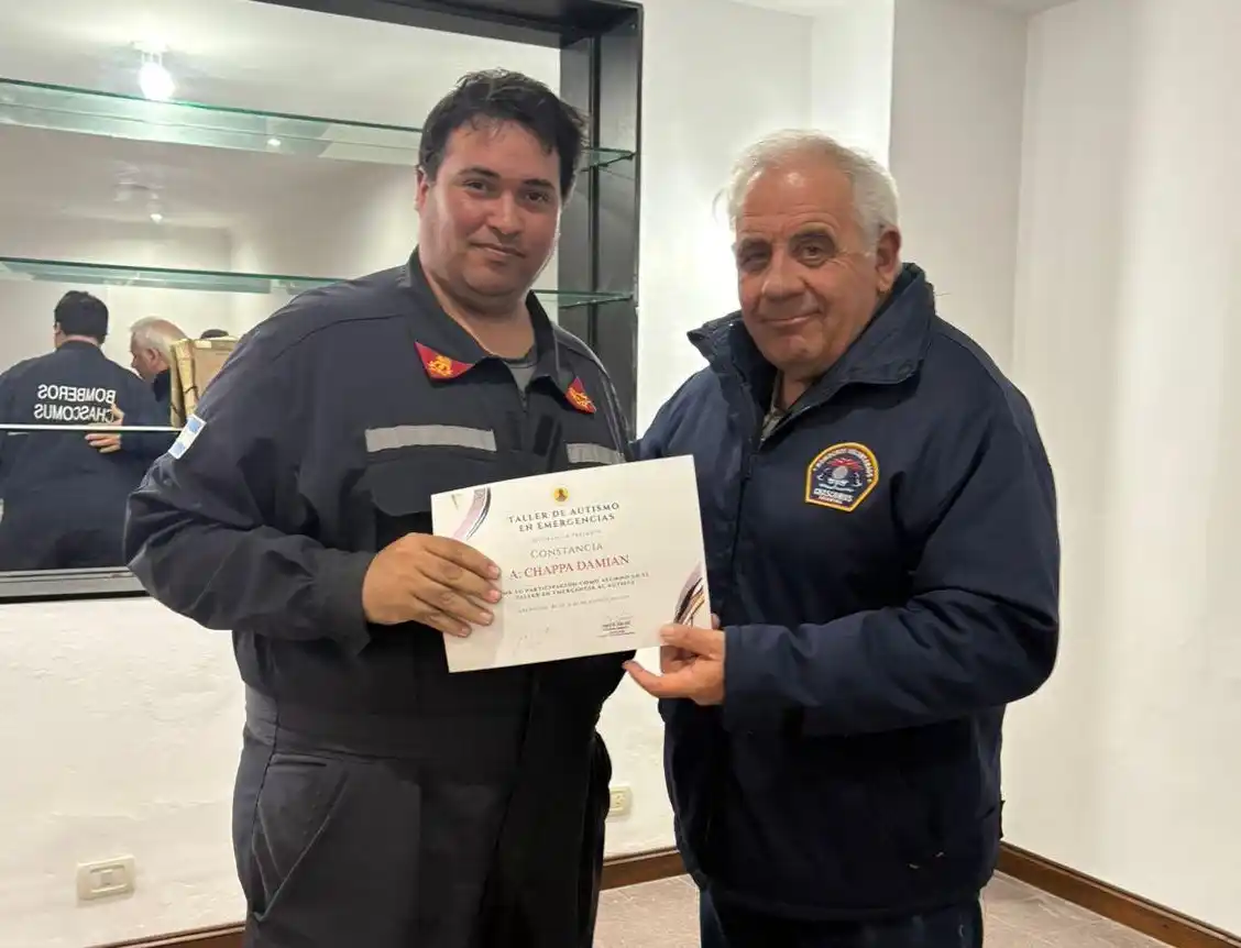 Bomberos Voluntarios de Chascomús se capacitan en autismo para emergencias