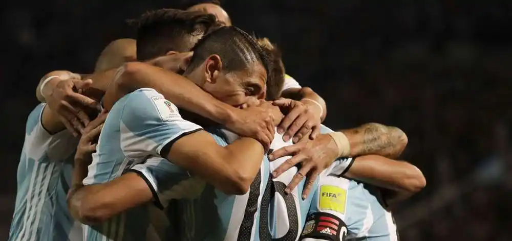 Con un gol de Messi, Argentina derrotó a Uruguay