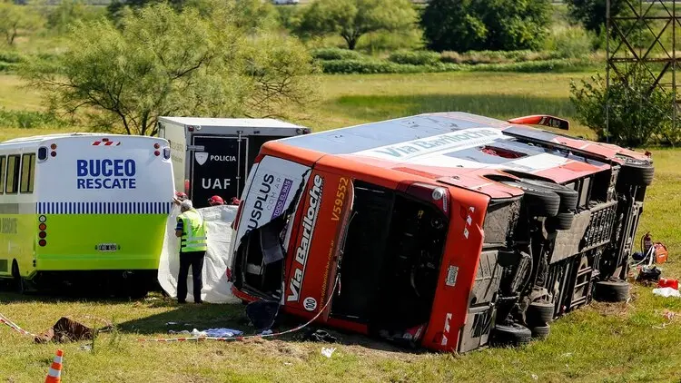 Tragedia de Vía Bariloche en ruta 2: Conductor del micro quedará detenido cuando le den el alta