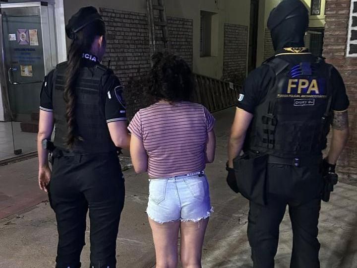Detuvieron a una mujer con cocaína en un operativo en la región: ya tenía antecedentes de narcotráfico