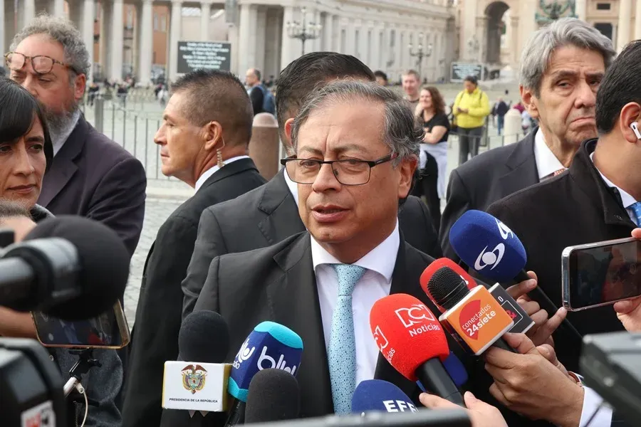 El presidente Gustavo Petro convoca a una marcha para defender la soberanía de Colombia