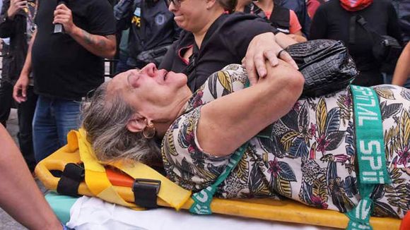 La jubilada golpeada por la policía le respondió a Bullrich que la trató de patotera
