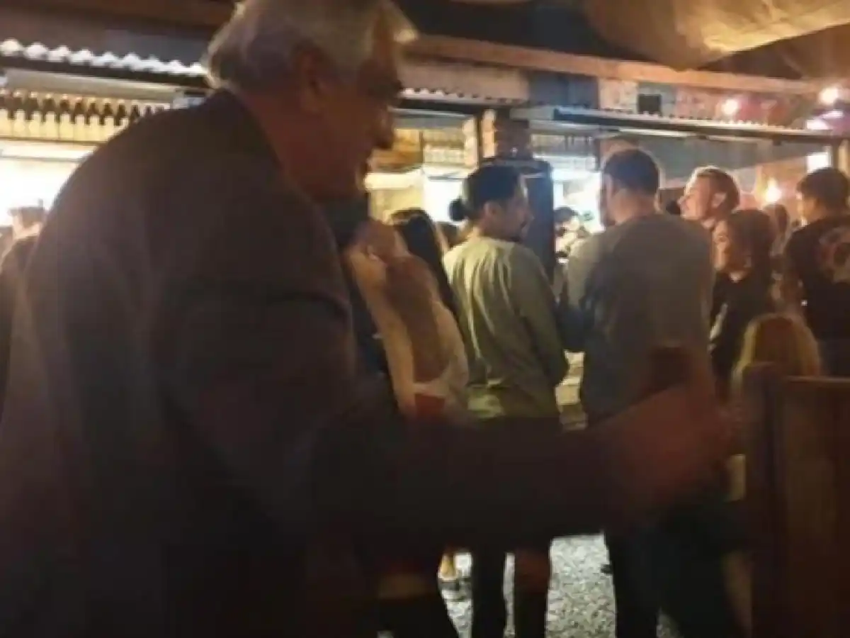 La Cumbre: el titular del Pami  participó de una fiesta y la municipalidad  clausuraron el bar del hijo