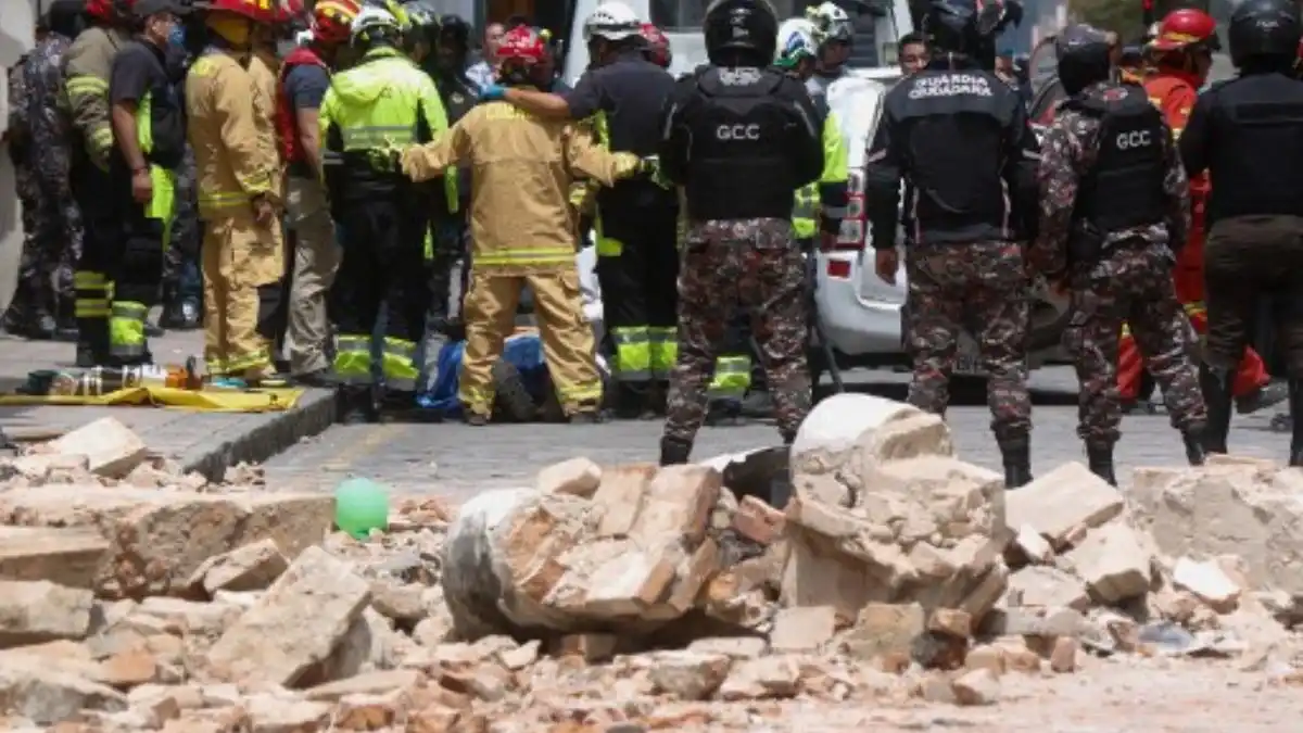 PARTE OFICIAL: Saldo de muertos por terremoto en Ecuador y Perú sube a 15