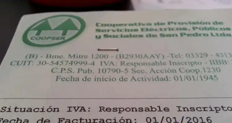 Coopser anuncia aumentos de la luz del 120 % para hogares y hasta 240 para industrias