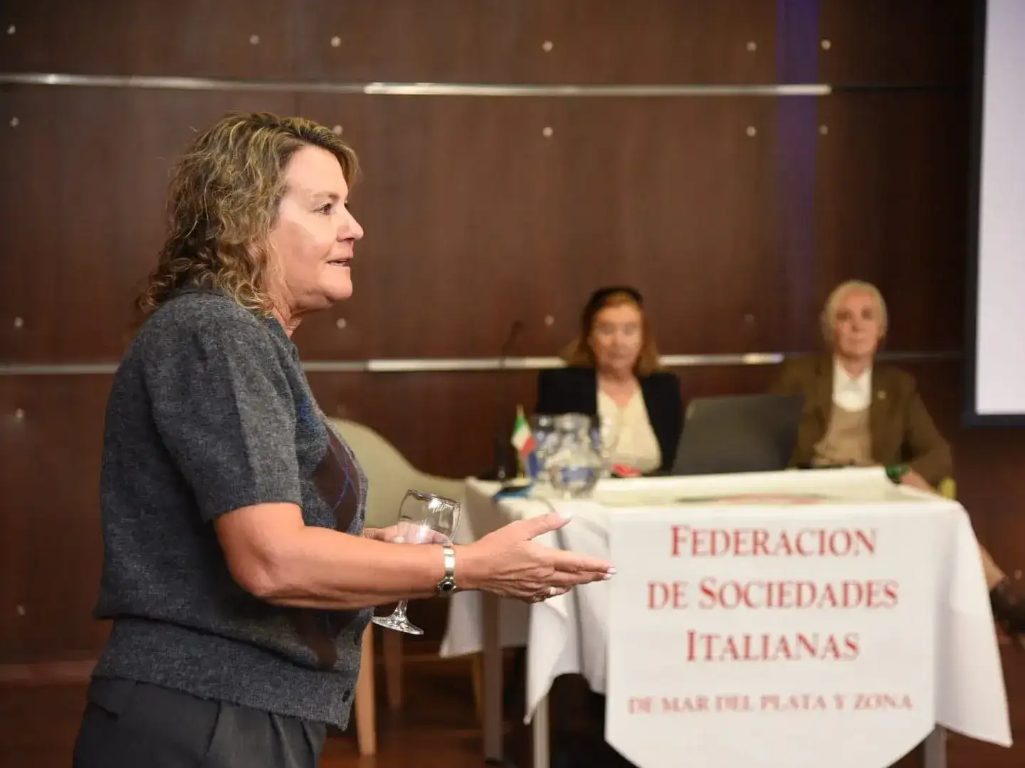 Conversatorio italianos 26-8 - 4