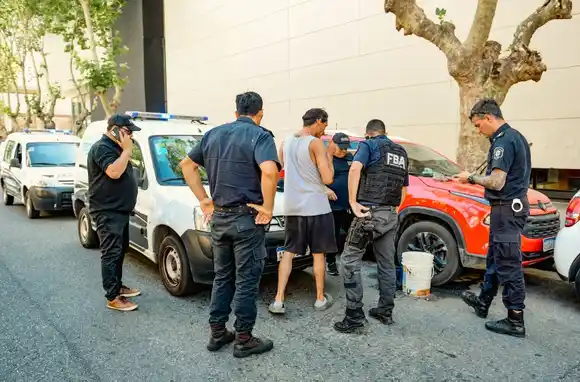 Labraron 141 actas a cuidacoches y limpiavidrios durante operativos en Mar del Plata y Batán