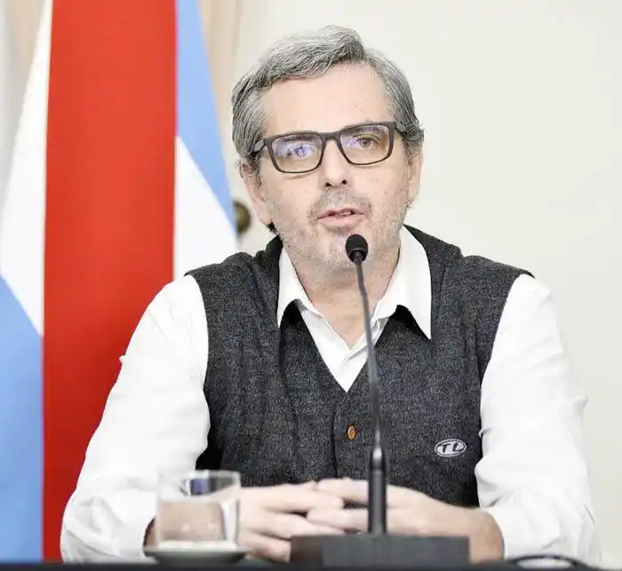 Se evalúan criterios sanitarios y económicos para habilitar nuevas actividades