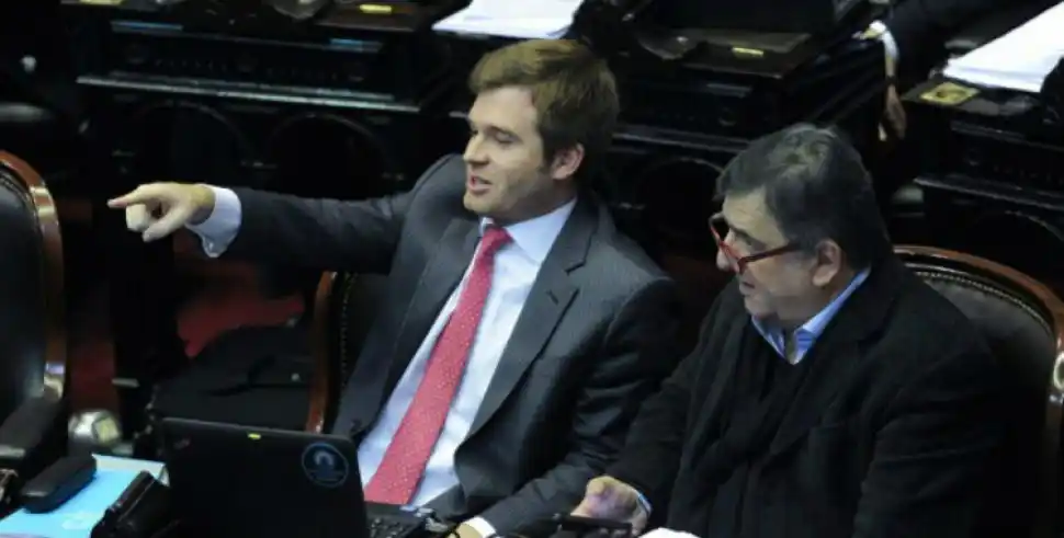 Massot le deseó un "que en paz descanse" a Néstor Kirchner y enfureció a los diputados del FpV