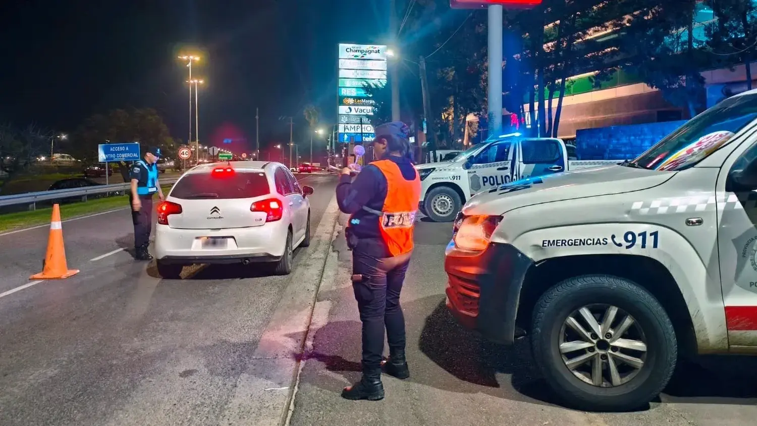 Los controles se montaron en varios puntos de la comuna.