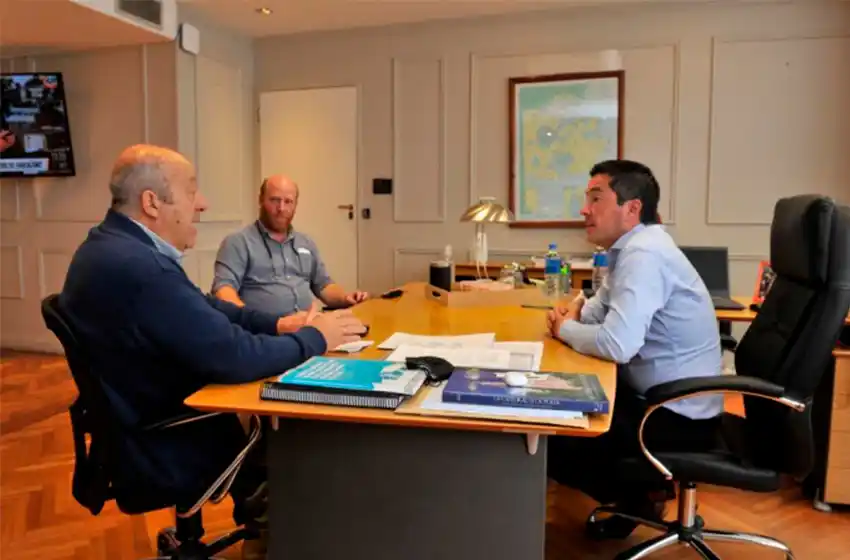 Jorge Paredi: "Fue una positiva reunión con el ministro Nardini, hay avances en todas las obras"