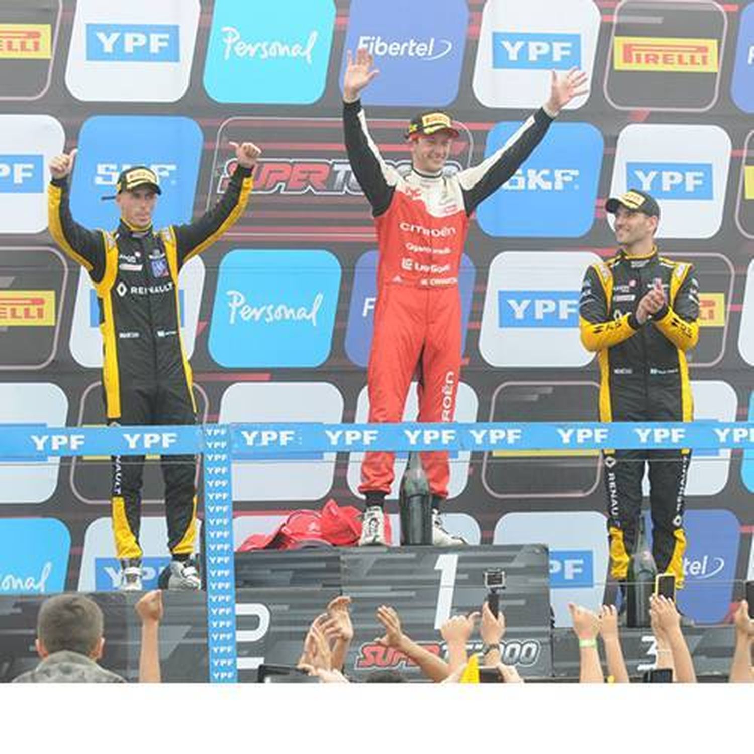 Pernía terminó segundo en el Súper TC2000 de Río Cuarto y quedó como único líder