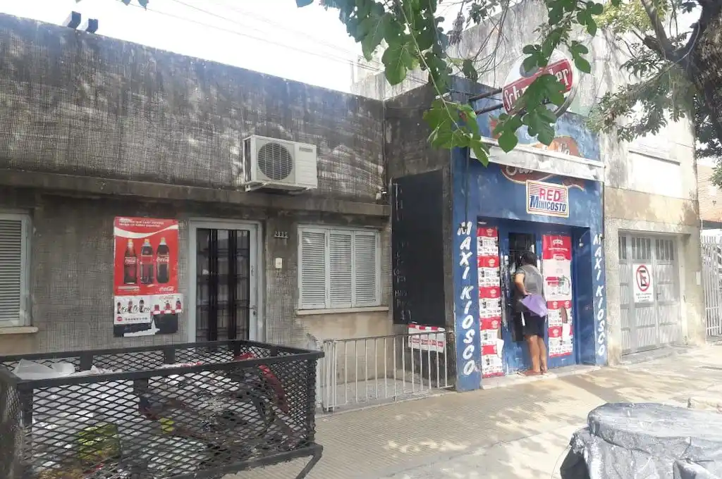 Robaron mercadería y varios millones de pesos de un conocido comercio de barrio Mayoraz