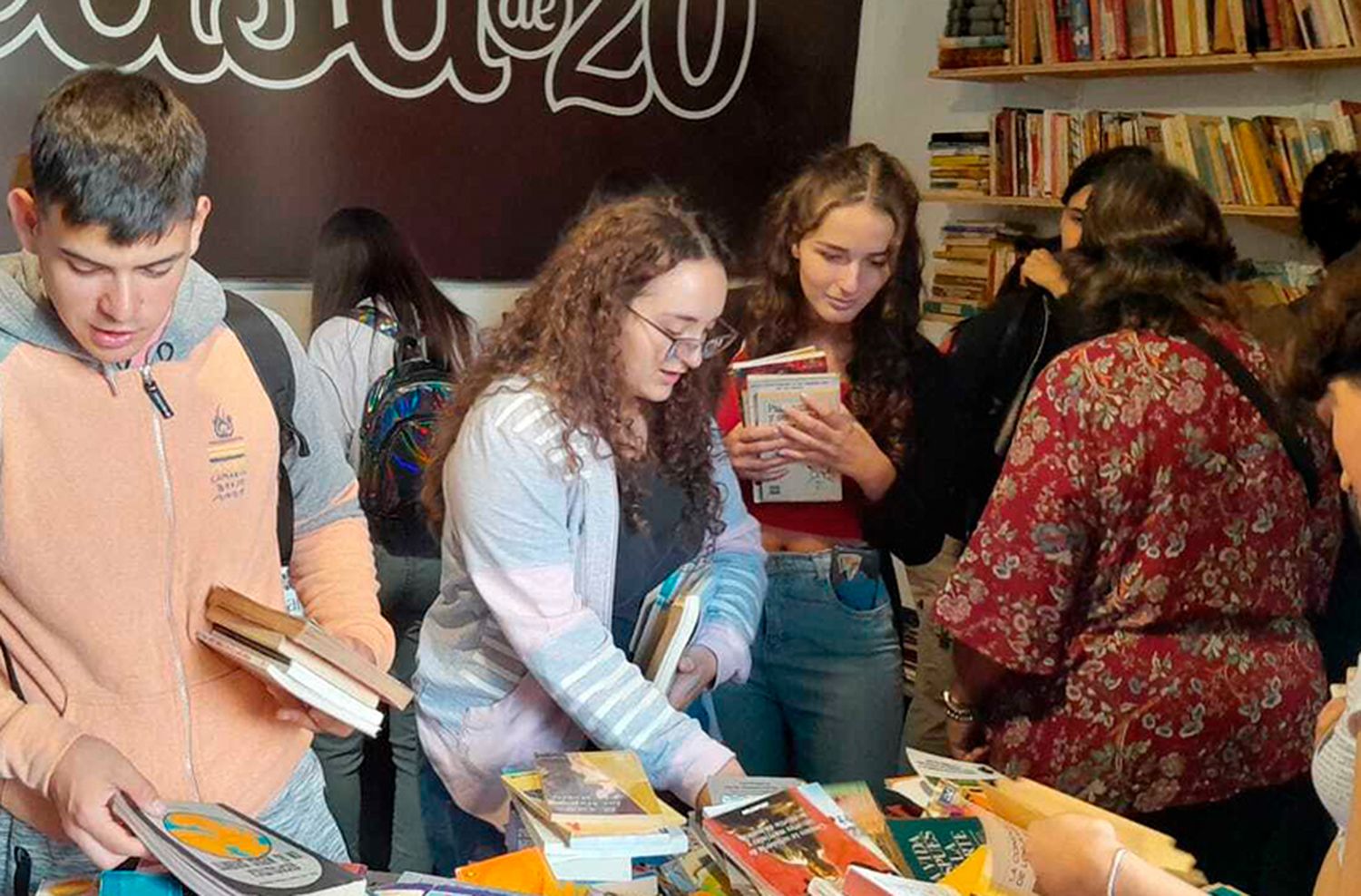 El otoño trajo la siembra de libros N°23: un evento para "fomentar la lectura"