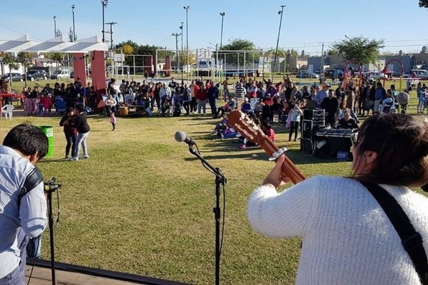 Lunes de Festejo en el barrio 2 de Abril