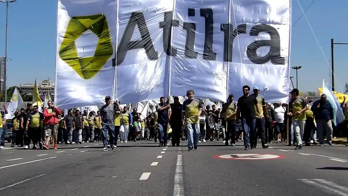 Habrá paro de los trabajadores lecheros en reclamo de una mejora salarial
