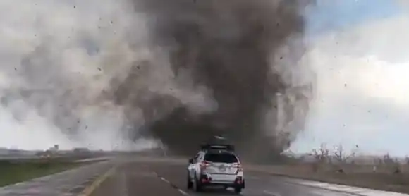 Tornados causaron estragos en Estados Unidos este 26Abr (VIDEOS)
