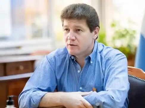 El gobernador de Tierra del Fuego se despegó de la llegada del jefe del Comando Sur de EE.UU. a Usuahia