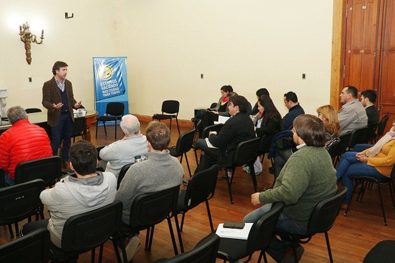 Realizaron una reunión sobre regulación de antenas