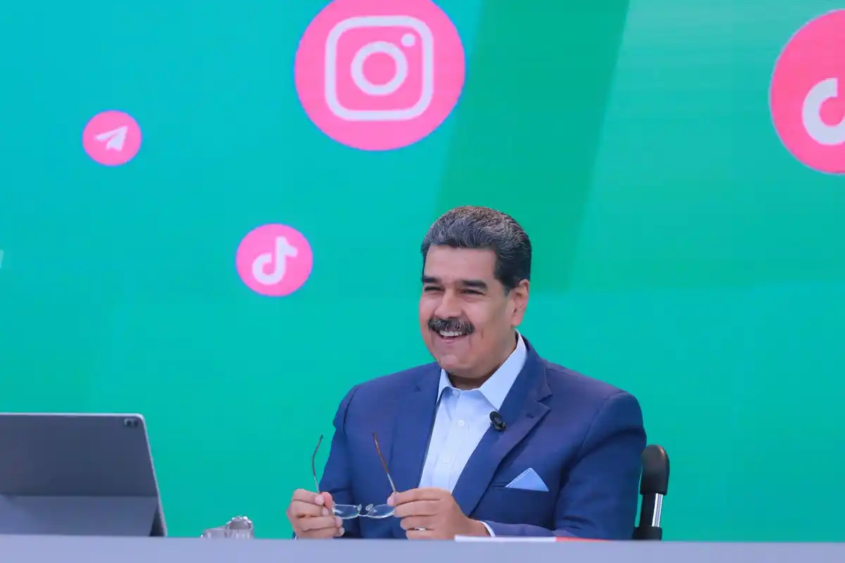 MADURO PIDE «vencer la censura en redes» con el tema «Dale like a Nicolás»
