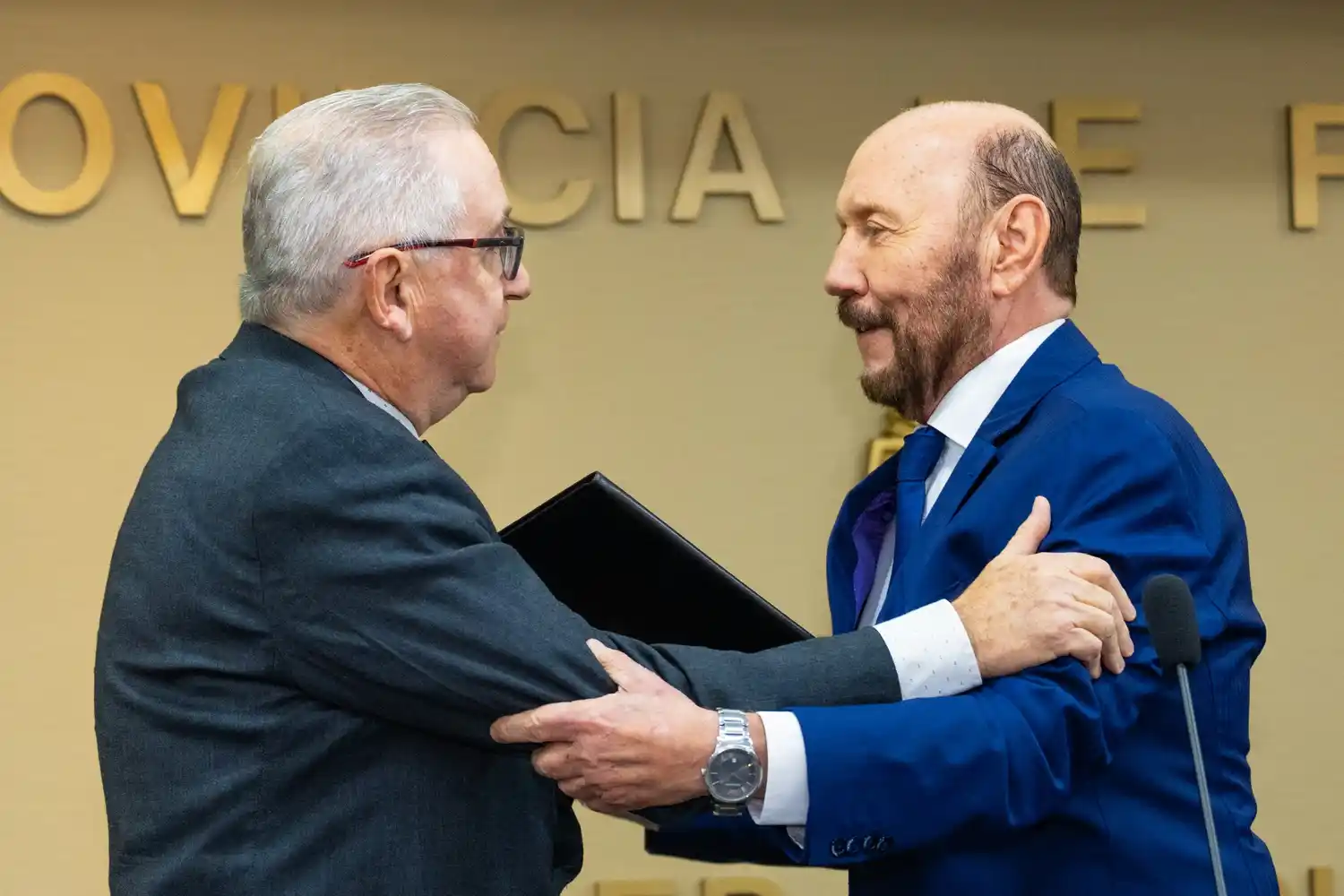 Atencia asumió el mando de Desarrollo Humano tras jurar ante Insfrán