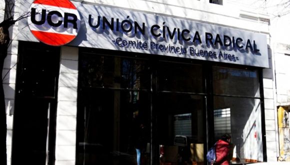 Elecciones bonaerenses: La UCR elige otra senda y avanzará en un frente "alejado de los extremos"