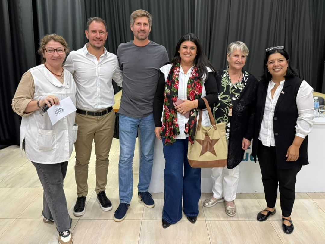Distintos establecimientos educativos recibieron aportes económicos.