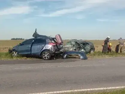 Los destrozos en los vehículos involucrados en el siniestro.