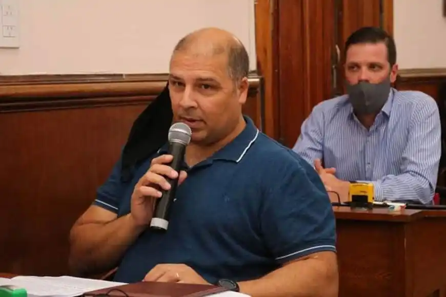 Un concejal tildó de "comunistas" a Agmer y recibió una dura respuesta 