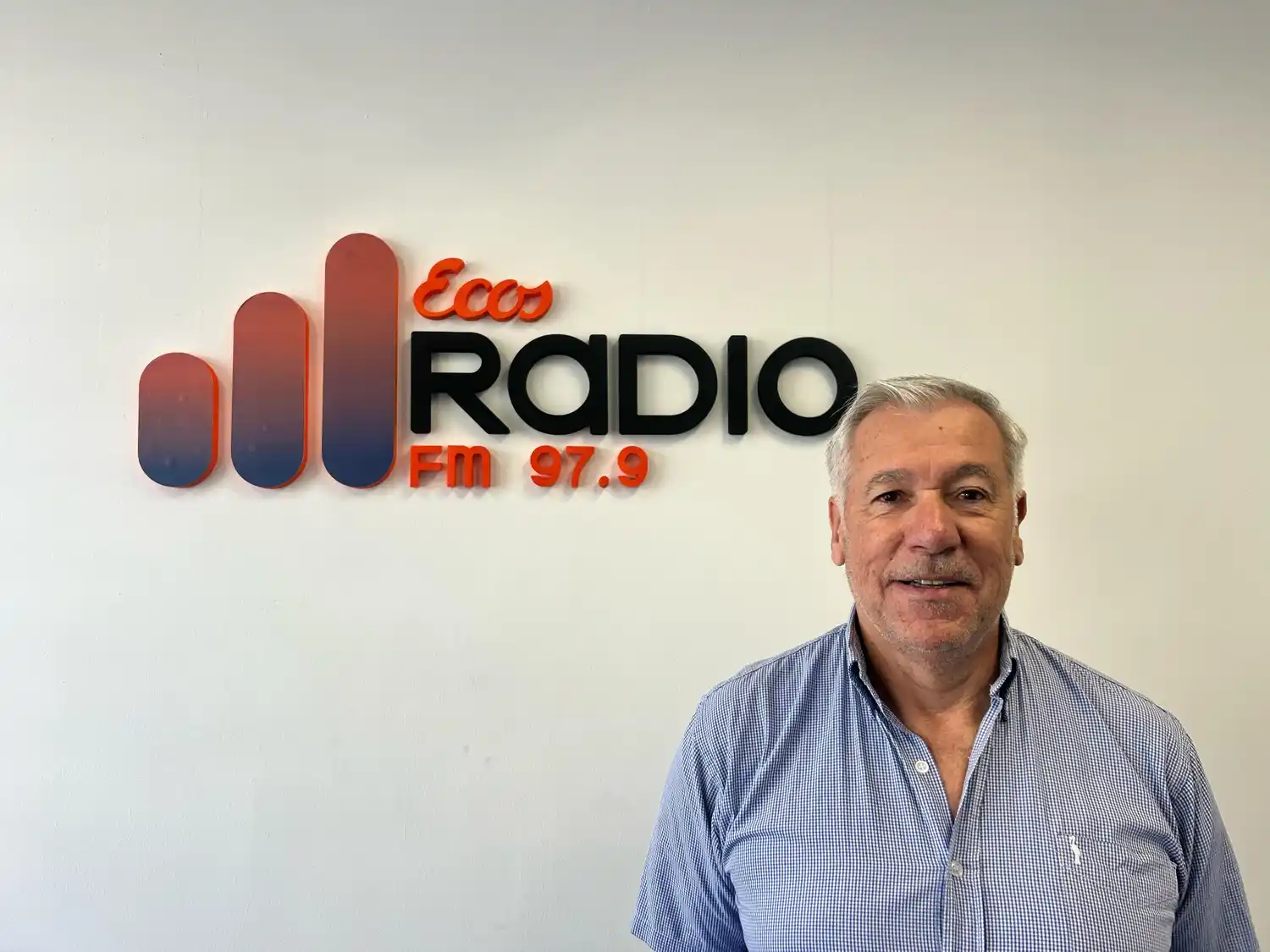 Archivo Ecos Diarios con Raúl Jáuregui: Laosianos en Necochea