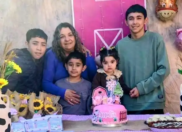 Benicio, Beltrán, Amalia y Benjamín-