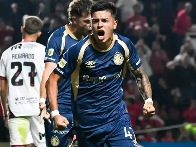 Newell's perdió 3 a 1 en La Paternal ante Argentinos Juniors y no levanta cabeza