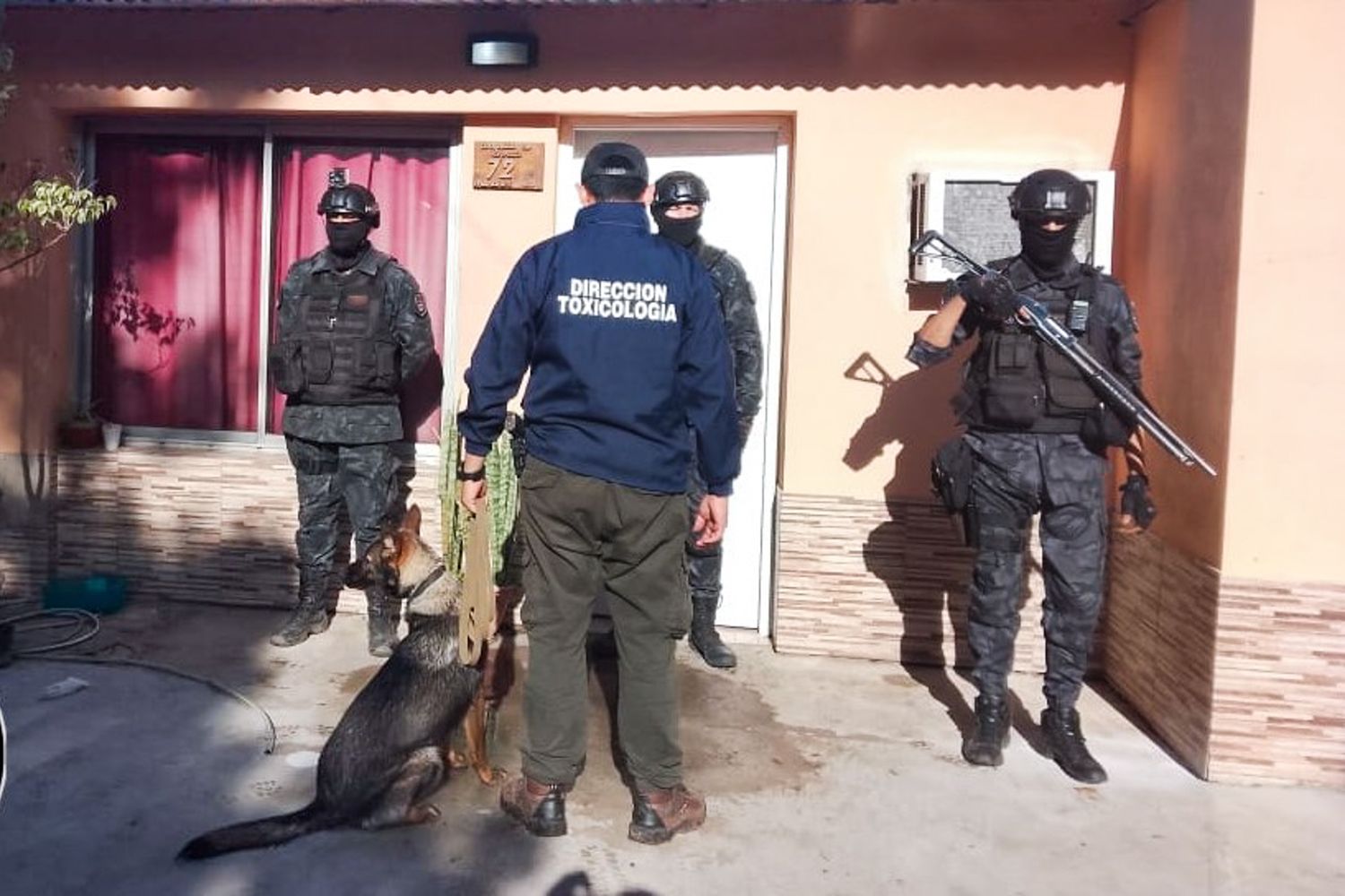 Desmantelan una amplia red de narcotráfico en Entre Ríos y Santa Fe en un operativo sin precedentes