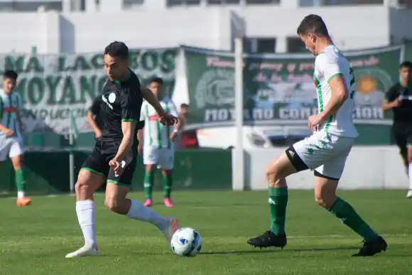 Tras la eliminación de Kimberley cuatro futbolistas pasarán a jugar el Regional