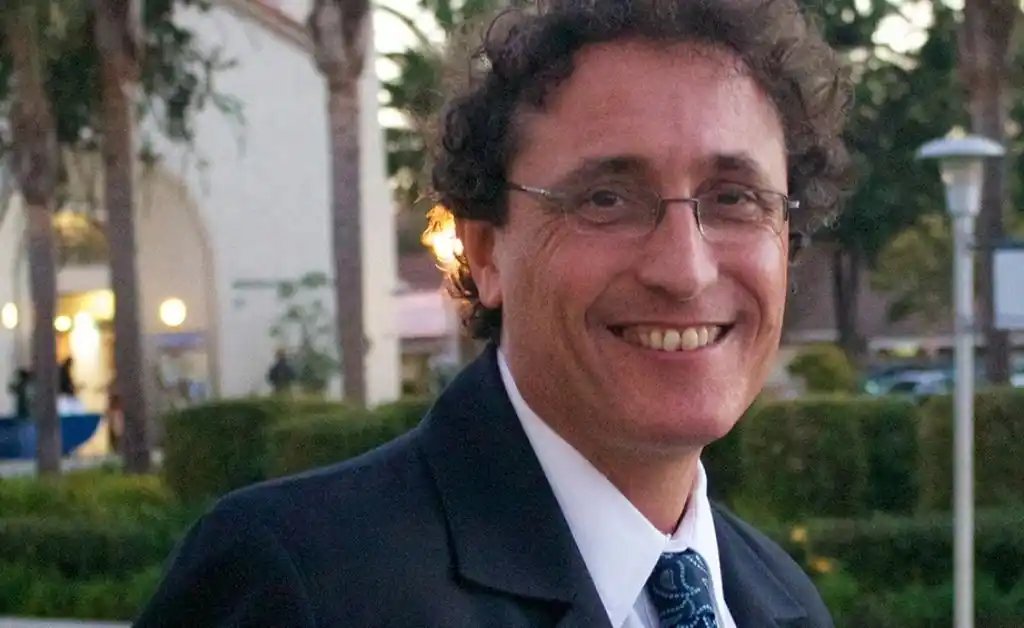 Un argentino detrás de los manuscritos bíblicos más antiguos del mundo