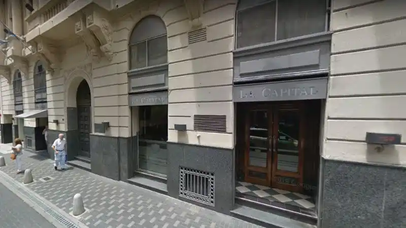 Asaltaron el diario La Capital