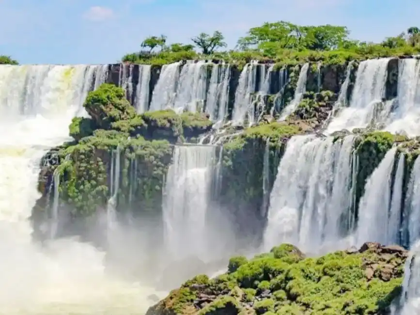 El Gobierno anunció la apertura de las Cataratas para eventos privados