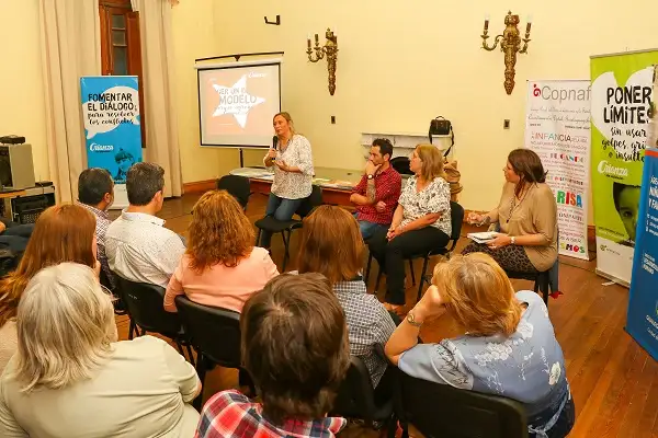 Unicef y el Copnaf presentaron el programa “Crianza sin violencia”