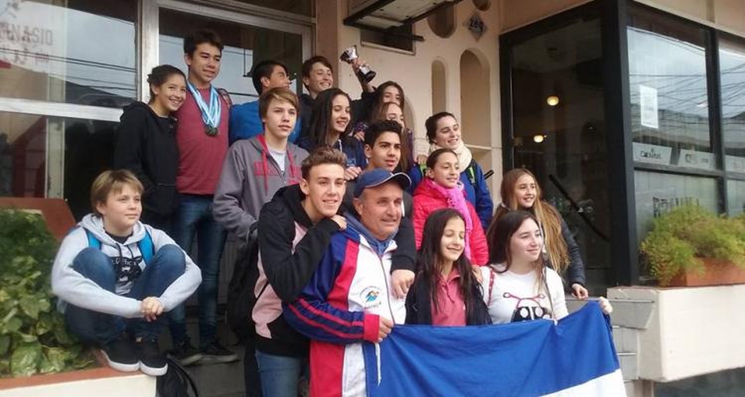Natación: Pescadores Subcampeón Provincial por equipos