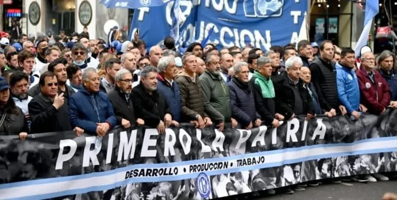 "El ajuste cayó sobre trabajadores y jubilados": la CGT hará el tercer paro general al gobierno de Milei