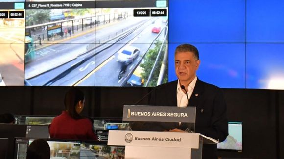 Jorge Macri anunció asistencia para familiares de policías muertos en Provincia y cruzó a Kicillof por el "descontrol"