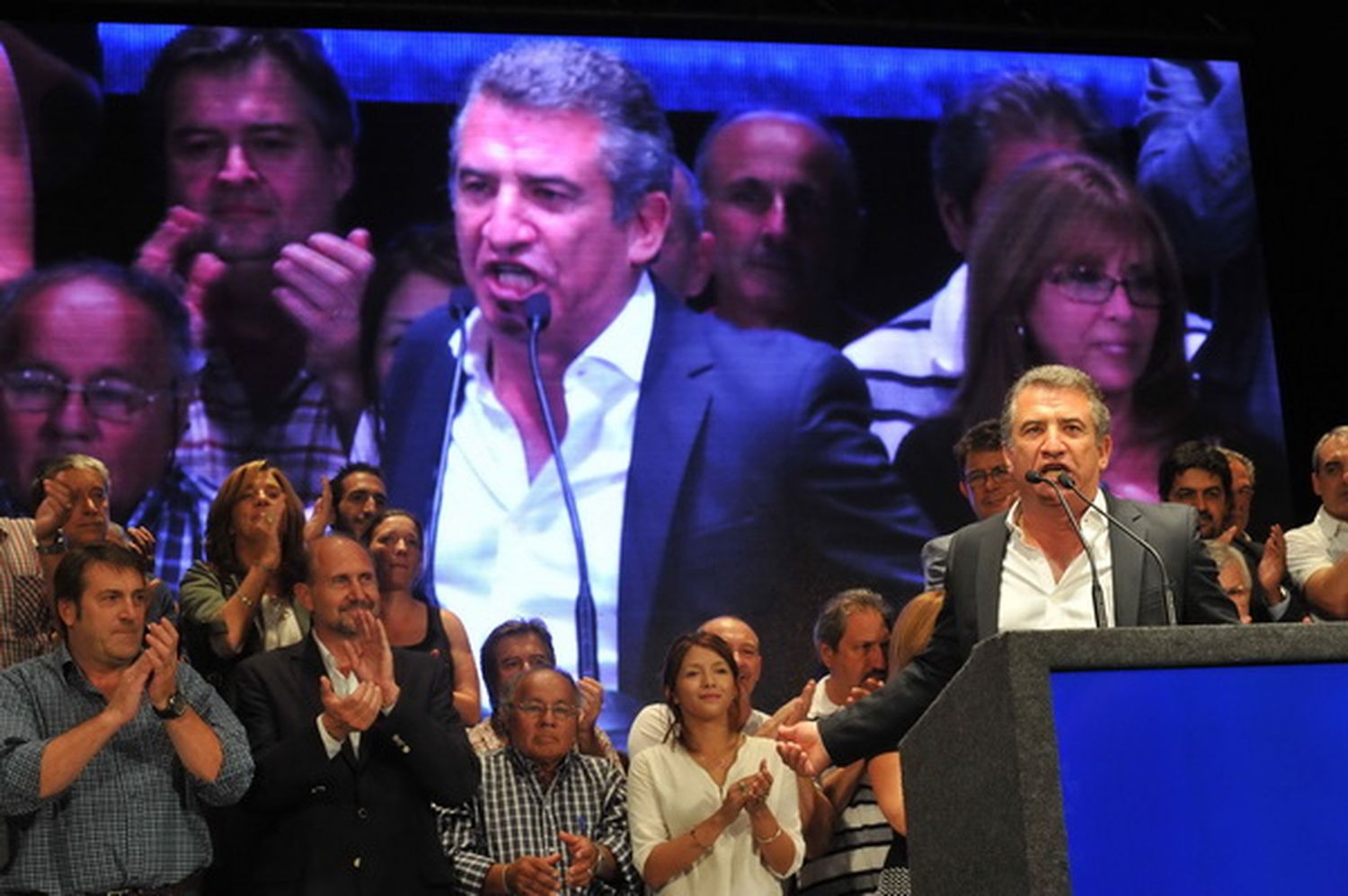 Urribarri ratificó que competirá en las PASO