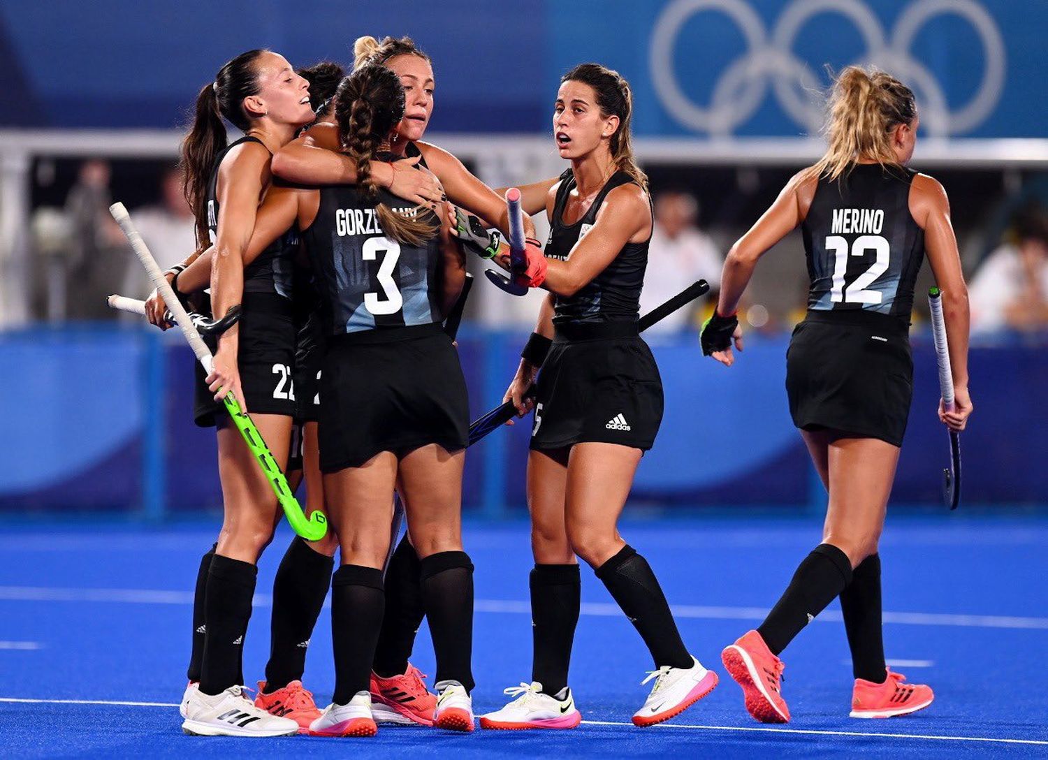 Las Leonas, a cuartos